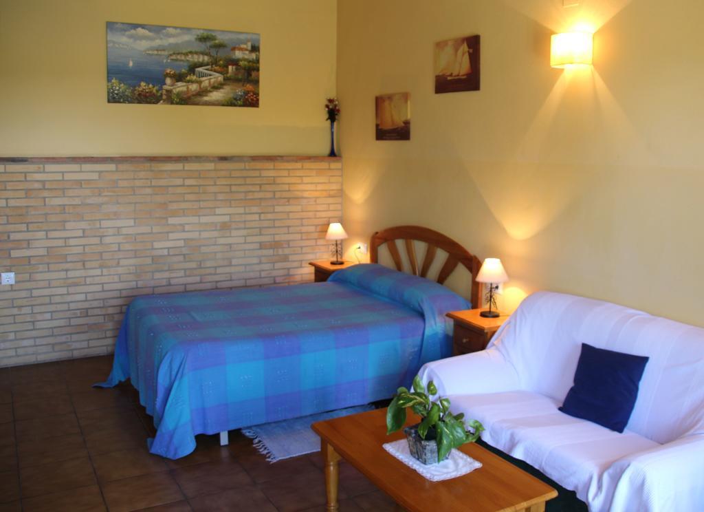 לה פואבלה דה לוס אינפאנטס Aparthotel Las Palomas מראה חיצוני תמונה